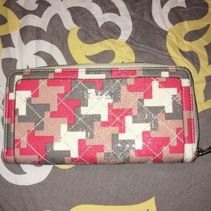 Salmon, Gray, & White Guess Wallet